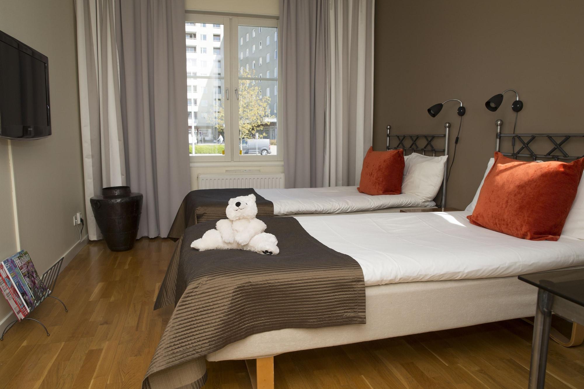 Maude'S Hotel Enskede Stockholm Exterior foto