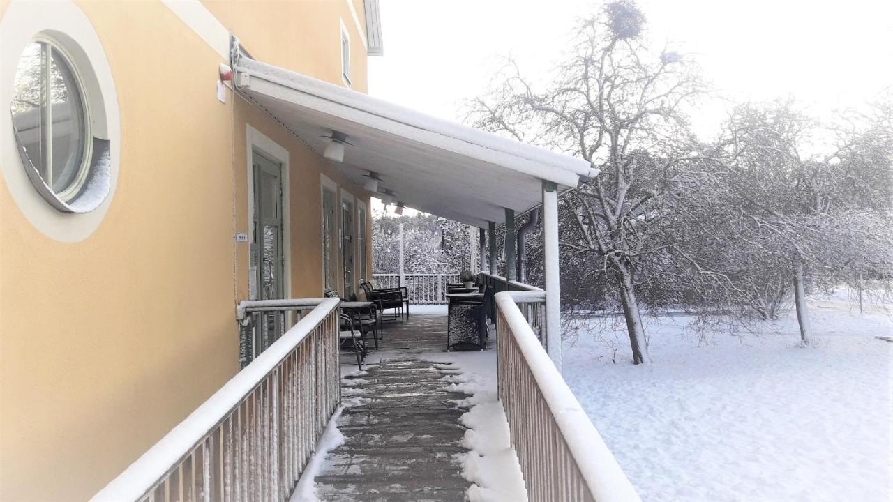 Maude'S Hotel Enskede Stockholm Exterior foto
